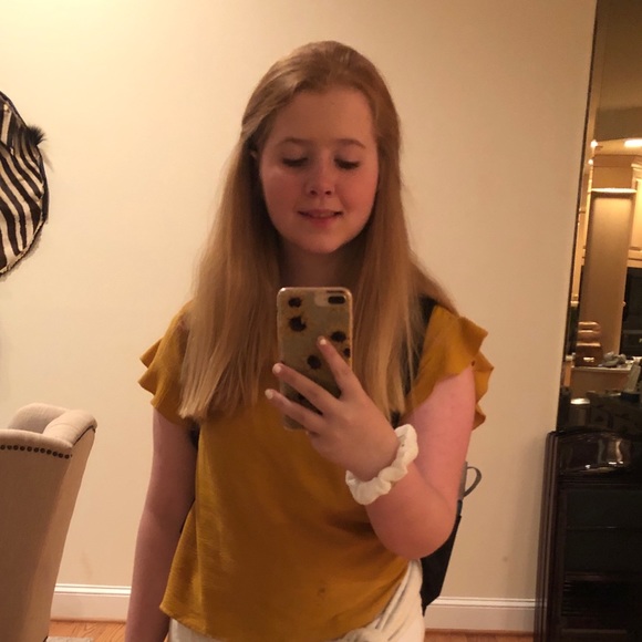 Meet your Posher, Lenore - Picture 1 of 1